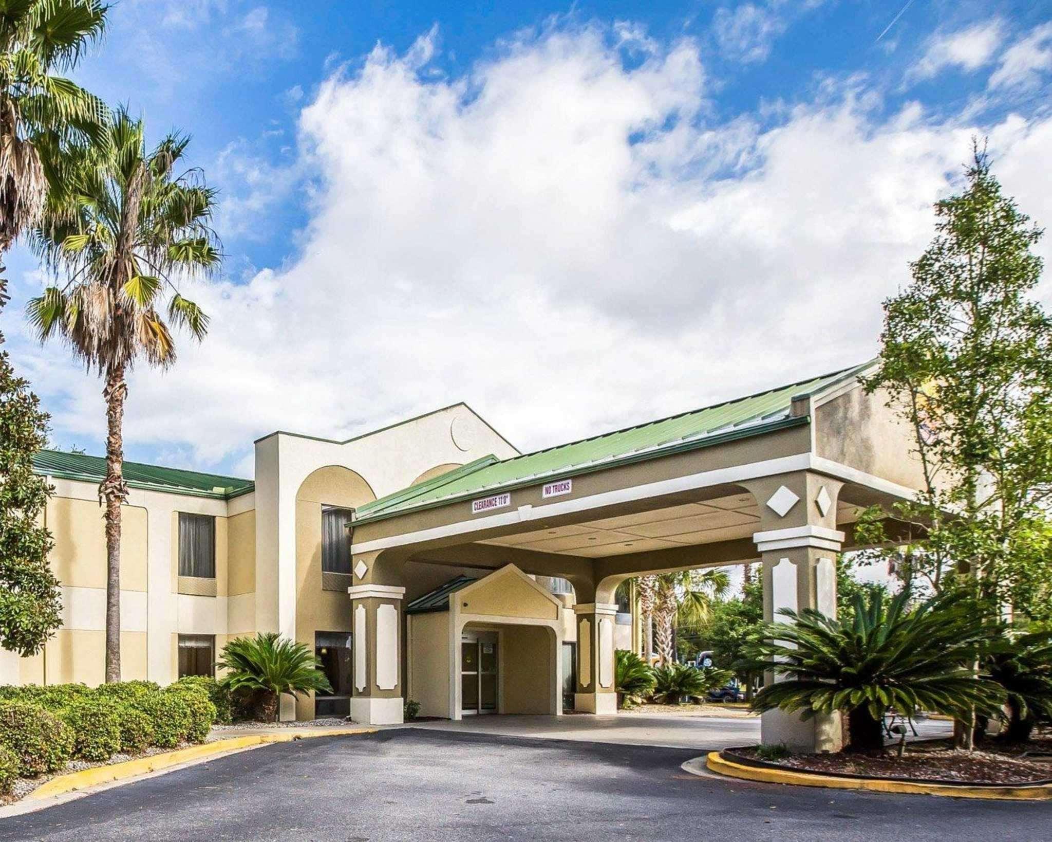 Inn Quality Darien-north Brunswick Darien