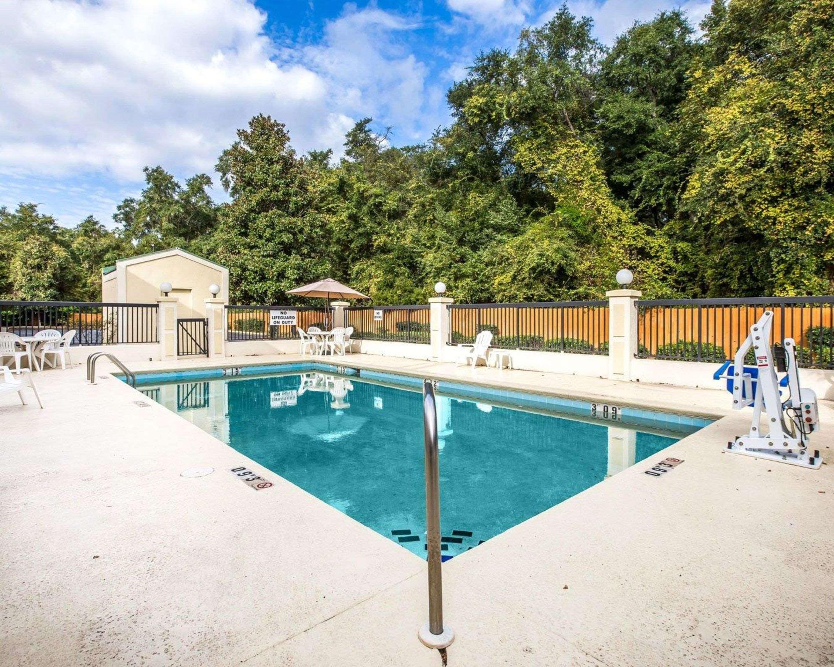 Quality Darien-north Brunswick Inn
