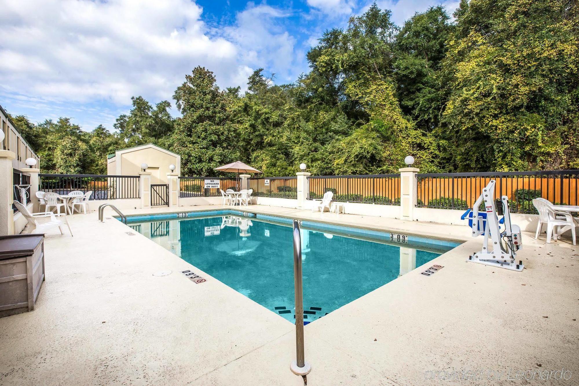Quality Darien-north Brunswick Inn