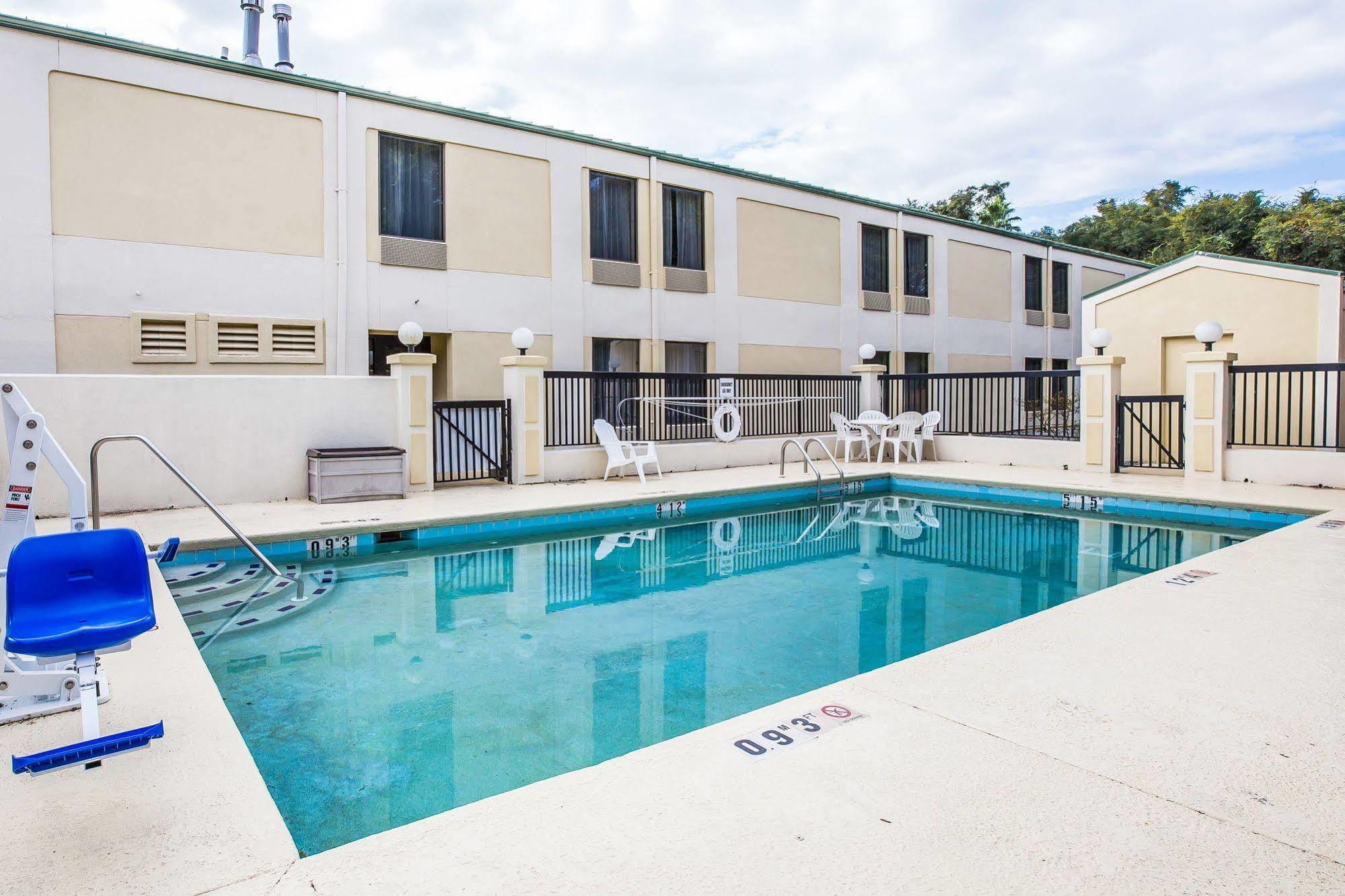 Quality Darien-north Brunswick Inn Darien